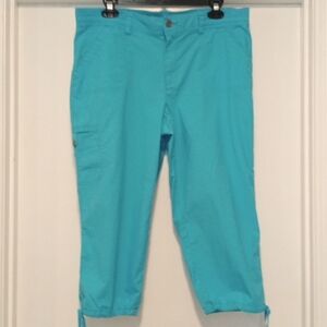 Madison Women's Turquoise Stretch Waist Crop Pants
